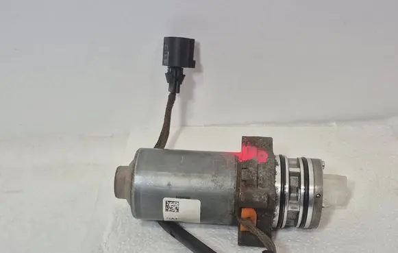 Volkswagen Transporter - Caravelle T6 Rear gearbox reducer/haldex oil pump 02004763 11305141100 13499814