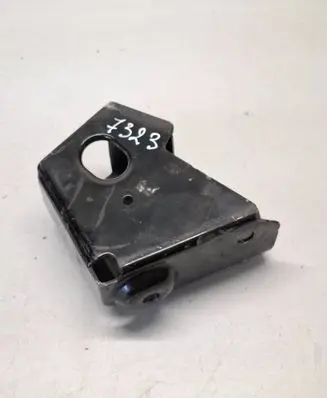 Mercedes-Benz G W463 2nd Gen Radiator mount bracket A4636205200