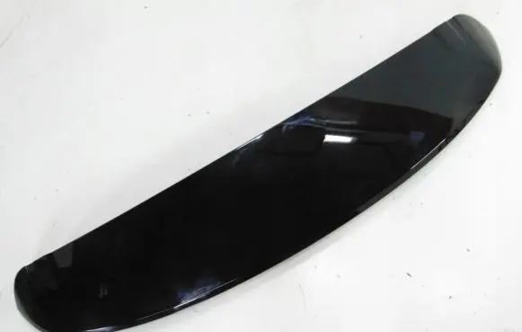 Tailgate/trunk spoiler