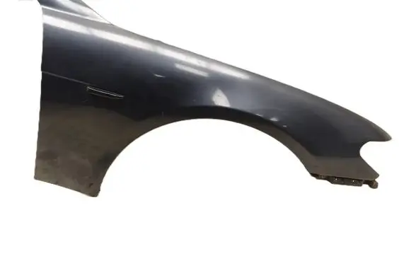 BMW 7 E65 E66 Fender 