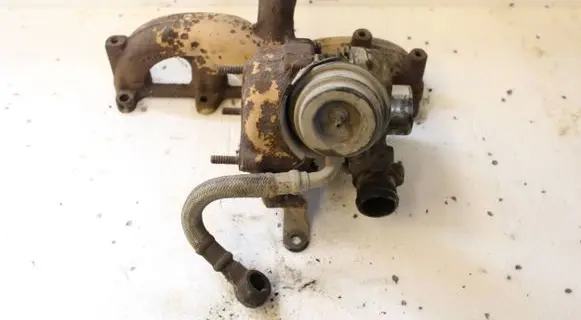 Volkswagen Golf IV Turbo 038253019C 7136724 GT1749V