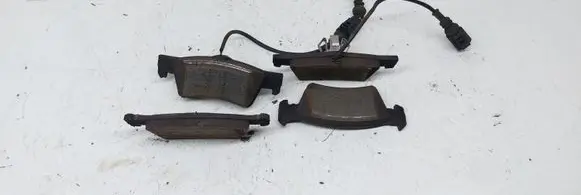 Volkswagen Touareg I Brake pads (front) 