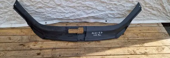 Audi Q7 4L Radiator trim 4L0807081