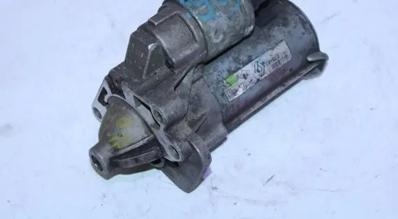 Renault Megane III Starter motor 82008314