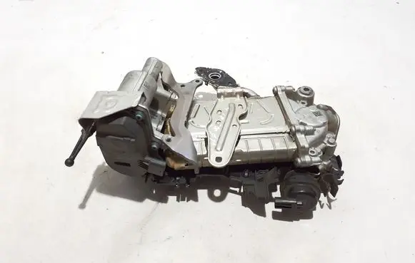 Mercedes-Benz GLE W167 EGR valve cooler A6541409100