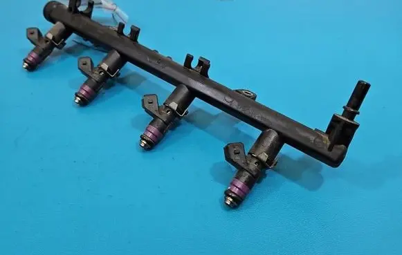 Renault Fluence Fuel injector ITGDC9 IMPRK1582066