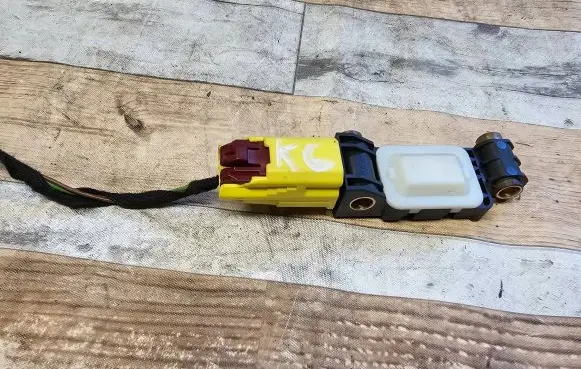 Audi A4 S4 B7 8E 8H Airbag deployment crash/impact sensor 8E0959643B 020589 020807