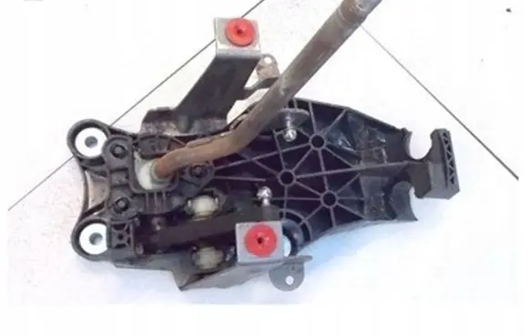 Mazda 2 Gear shifter/selector
