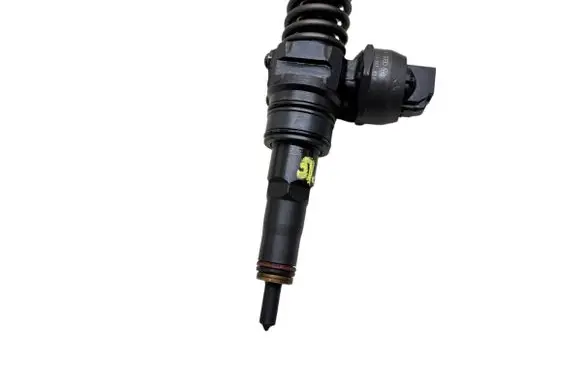 Volkswagen Sharan Fuel injector 038130073AK