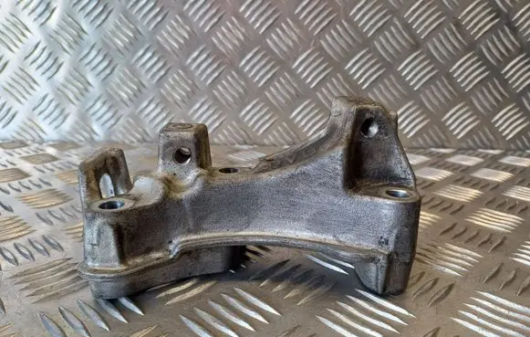Citroen C5 Engine mounting bracket 9688615780