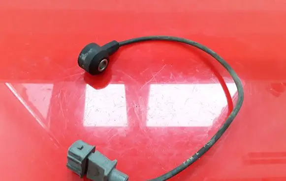 Opel Antara Detonation knock sensor 96980750