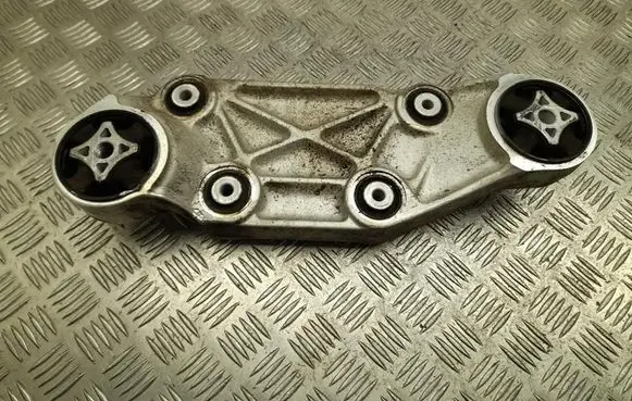 Tesla Model S Engine mounting bracket 