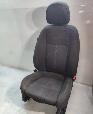 Opel Zafira C Front driver seat 