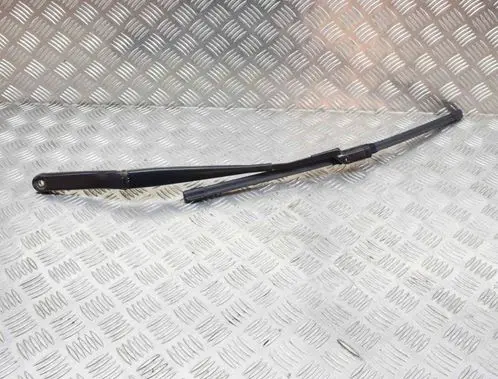 Volkswagen PASSAT B7 Windshield/front glass wiper blade 3AB955409