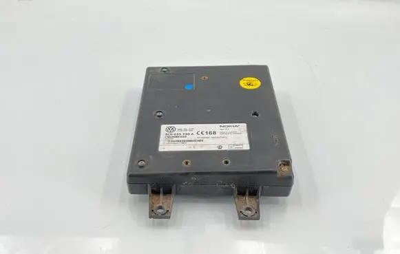 Volkswagen PASSAT B6 Bluetooth control unit module 3C0035730A 00E0031756C2