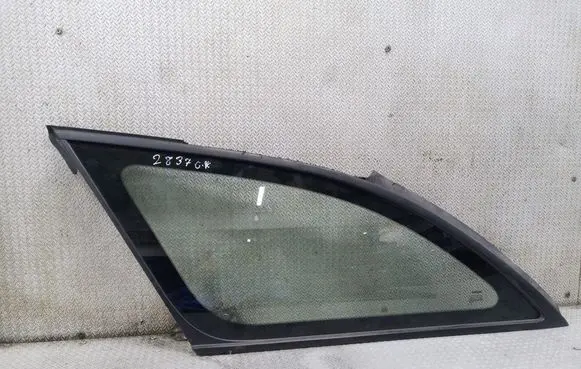 Nissan Primera Rear vent window glass 