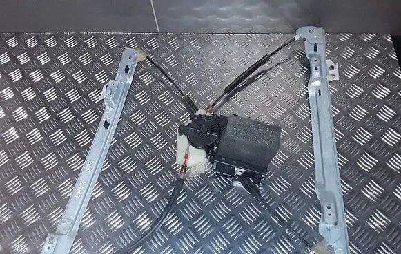 Rear door window regulator with motor