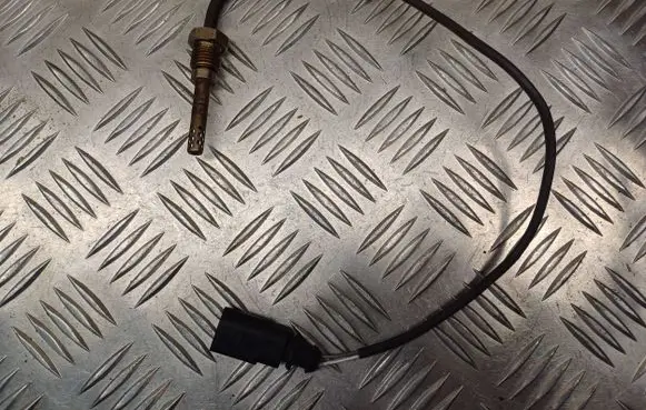 Audi A6 S6 C6 4F Exhaust gas temperature sensor 059906088A