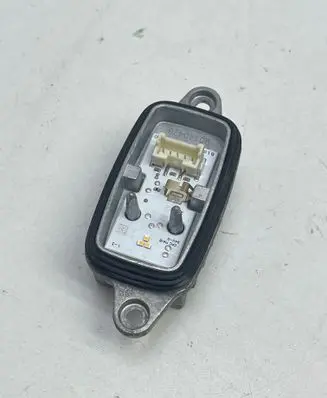 BMW X5 G05 LED ballast control module 90140473 9014047221 27424011A