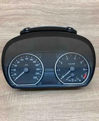 BMW 1 E81 E87 Speedometer (instrument cluster) 9242324 2154567