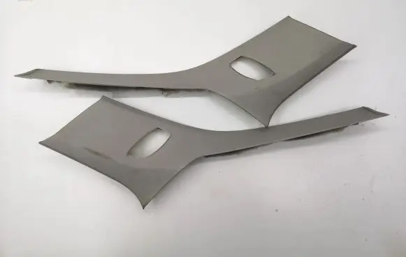(D)pillar trim (top)