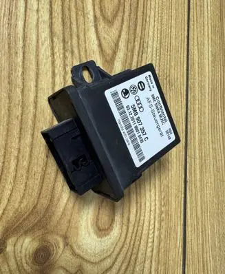 Volkswagen Golf VI Light module LCM 5WK49676C 5M0907357C 031220110001035