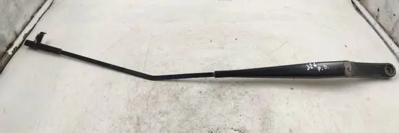 Front wiper blade arm