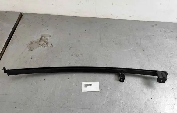 MG MG5 II Rear door windshield rail 10589667