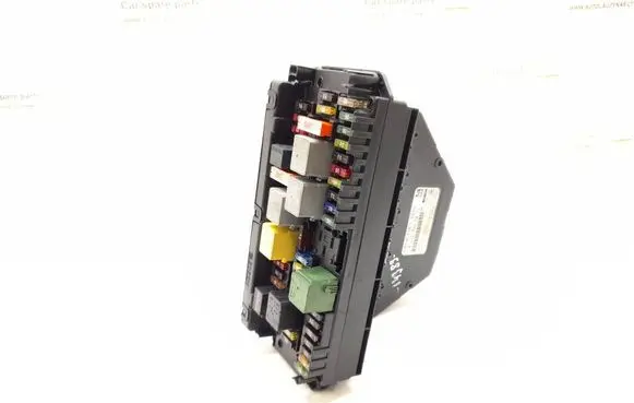 Mercedes-Benz C W204 Fuse box set 2129005912 2129004810