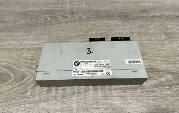 BMW 5 F10 F11 Tailgate/trunk control unit/module 7304902 0010876904 F005V01102