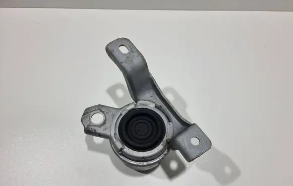 Volvo V60 Engine mount bracket 30793318 8G9N6F012BB