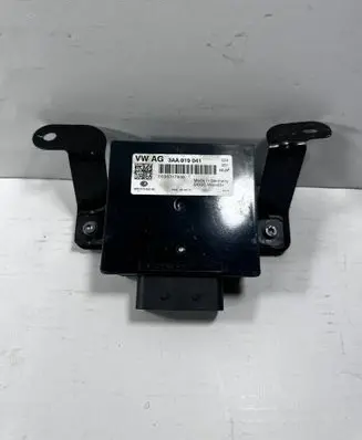 Volkswagen PASSAT B7 Power management control unit 3AA919041