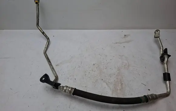 BMW 1 E82 E88 Air conditioning (A/C) pipe/hose 6989308 826551906 1601781