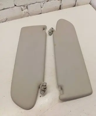 Volkswagen Transporter - Caravelle T5 Sun visor
