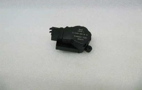 Mercedes-Benz E W211 A/C air flow flap actuator/motor A2038201642