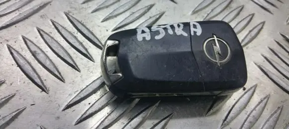 Opel Astra J Ignition key/card 