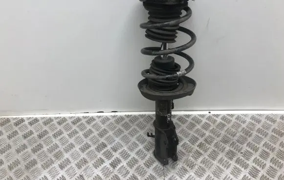 Opel Astra K Front shock absorber with coil spring 39039573 722559783