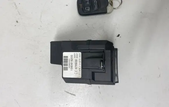 Alfa Romeo 159 Ignition lock 1560616200