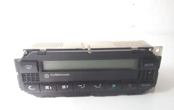 Volkswagen PASSAT B5 Climate control unit