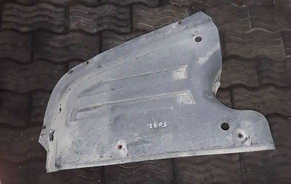 Volkswagen PASSAT B6 Rear bumper underbody cover/under tray 3C0825216B