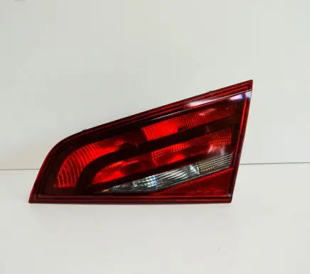 Audi A3 S3 8V Tailgate rear/tail lights 8V4945094