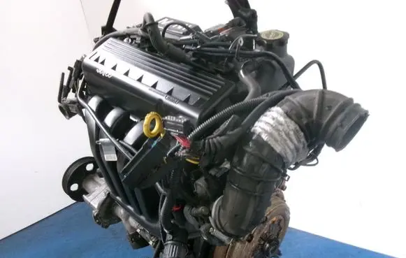Mini One - Cooper R50 - 53 Engine