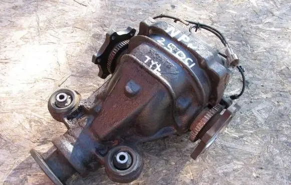 Nissan Pathfinder R51 Front differential 38311EB800