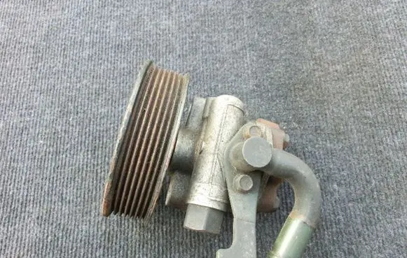 KIA Sorento Power steering pump