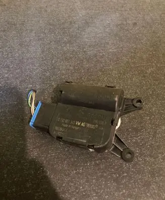 Volkswagen Caddy Air flap motor/actuator 0132801340 1K1907511C 983384KF