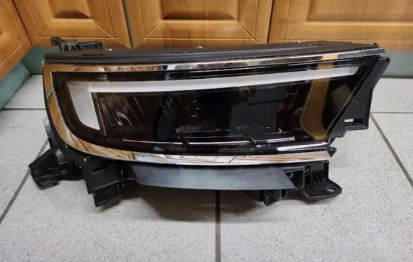 Opel Mokka B Headlight/headlamp 9834007980