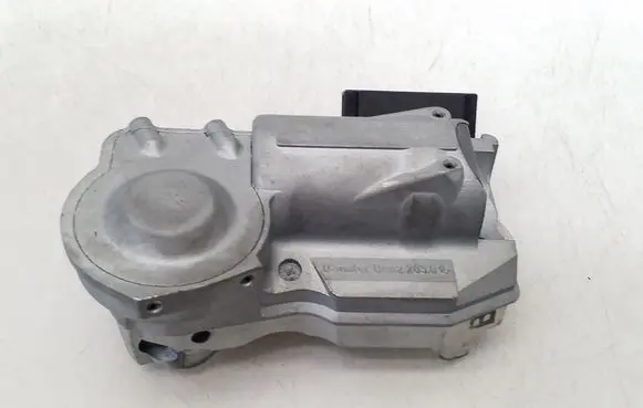 Mercedes-Benz E W211 Steering wheel lock A2031621130