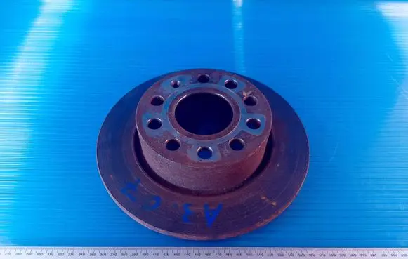 Audi A3 S3 A3 Sportback 8P Rear brake disc