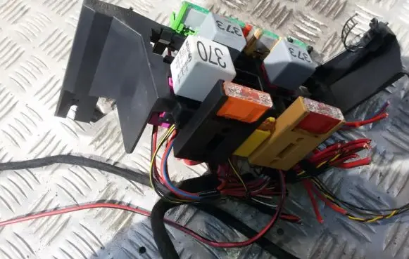 Audi A6 S6 C5 4B Fuse box set 8d2937545d