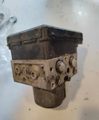Toyota Corolla Verso E121 ABS Pump 8954113040 4451013070